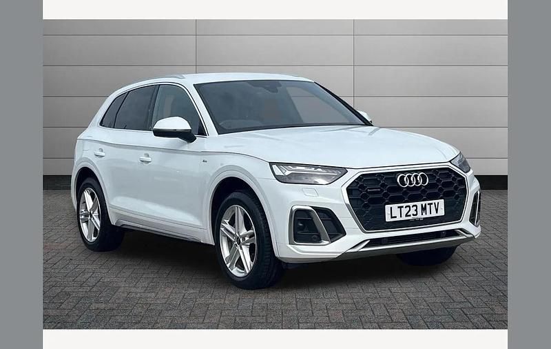Used Audi Q5 S-Line 265 HP (194 kW) 2023 White SUV