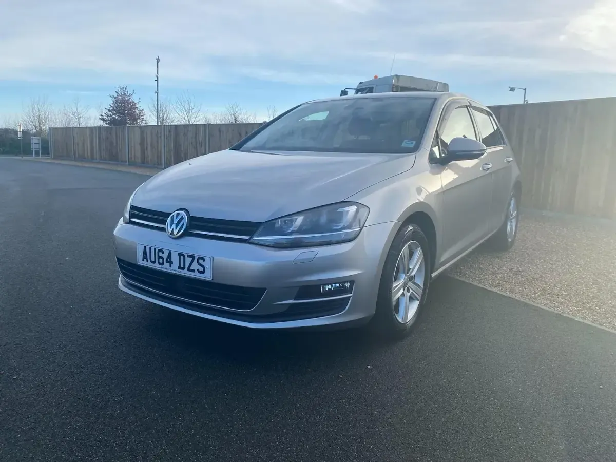 Used VW Golf VII S 105 HP (77 kW) 2015 Silver Hatchback
