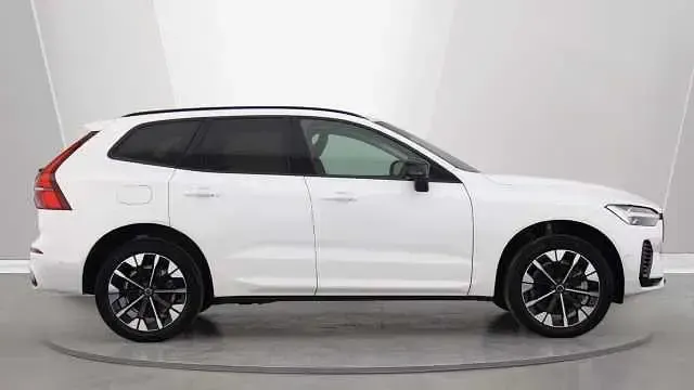 Used Volvo XC60 Ultra 455 HP (334 kW) 2025 White SUV