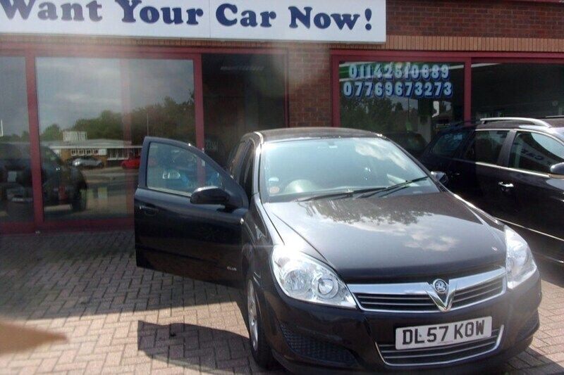 Black Used 2008 Vauxhall Astra Club Hatchback | £1,495 (Super price) - Image 1/1