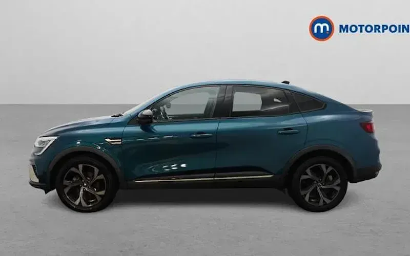 Used Renault Arkana Engineered 143 HP (105 kW) 2023 Blue SUV