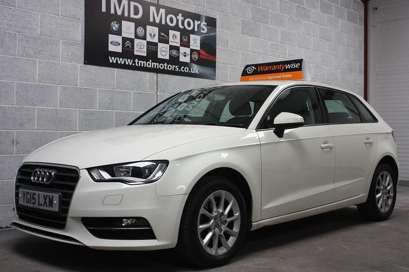 Used Audi A3 Business 2015 White Hatchback