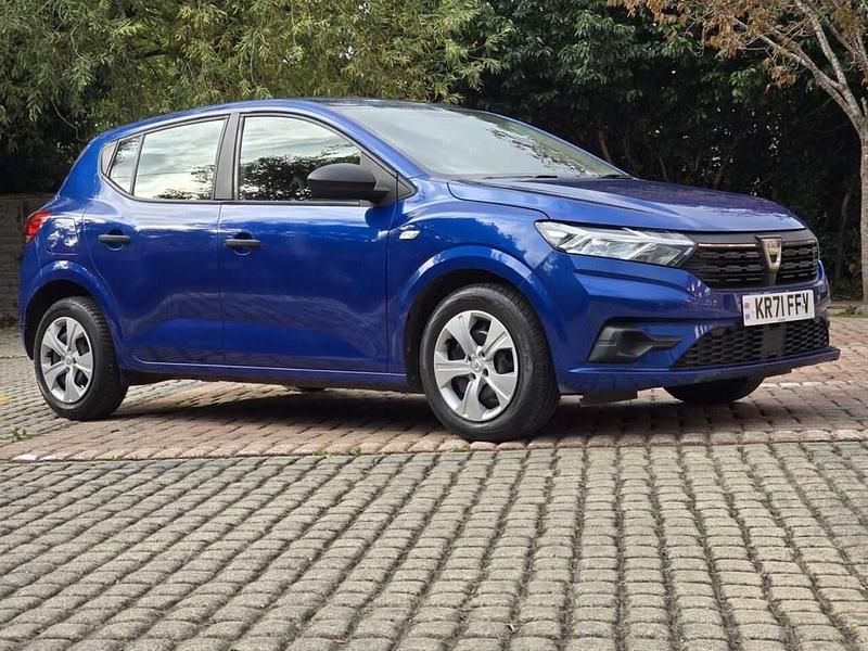 Used Dacia Sandero Essentiel 65 HP (47 kW) 2021 Blue Hatchback