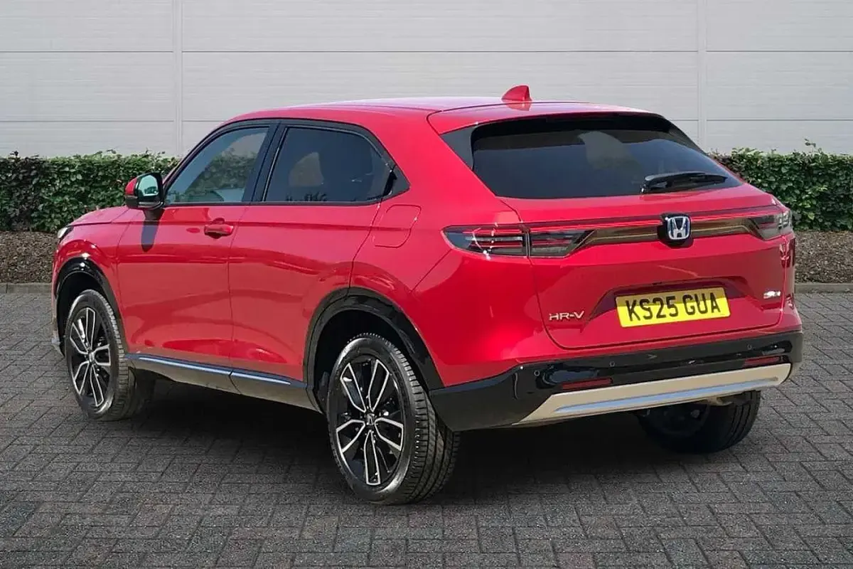 Used Honda HR-V Advance 131 HP (96 kW) 2025 Red SUV