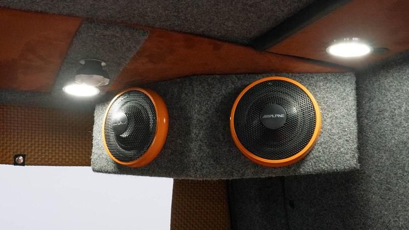 Used Vauxhall Movano 130 HP (95 kW) 2019 White MPV