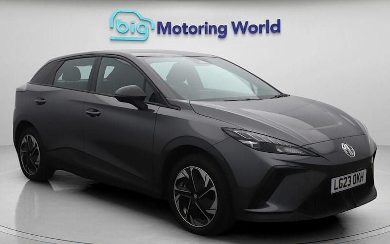 Used 2023 MG MG4 EV SE Hatchback | £13,200 (Good price) - Image 1/4