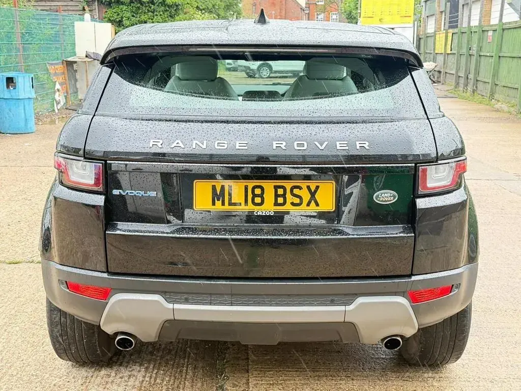 Used Land Rover Range Rover evoque SE 2018 Black SUV