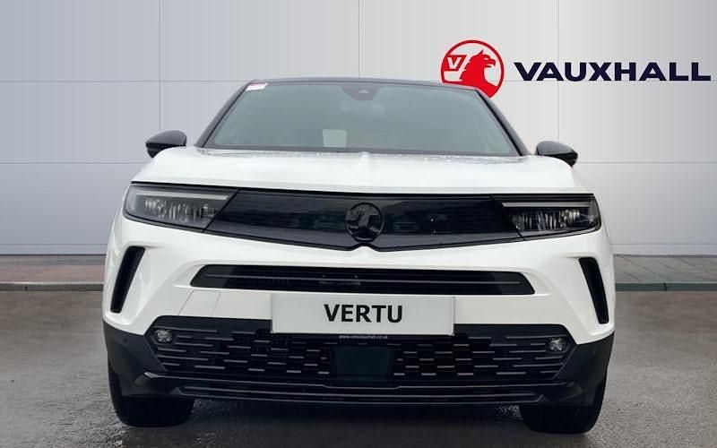 Used Vauxhall Mokka GS Line 131 HP (96 kW) 2022 White SUV
