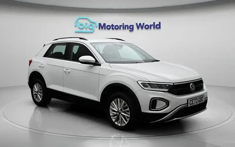 Begagnad VW T-Roc Life 150 HK (110 kW) 2025 SUV