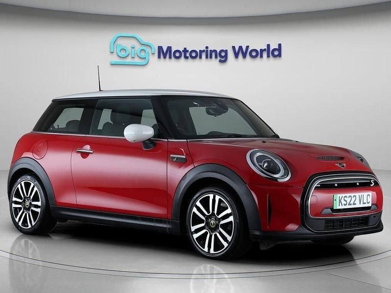 Red Used 2022 Mini Cooper SE Hatch Hatchback | £13,500 (Fair price) - Image 1/4