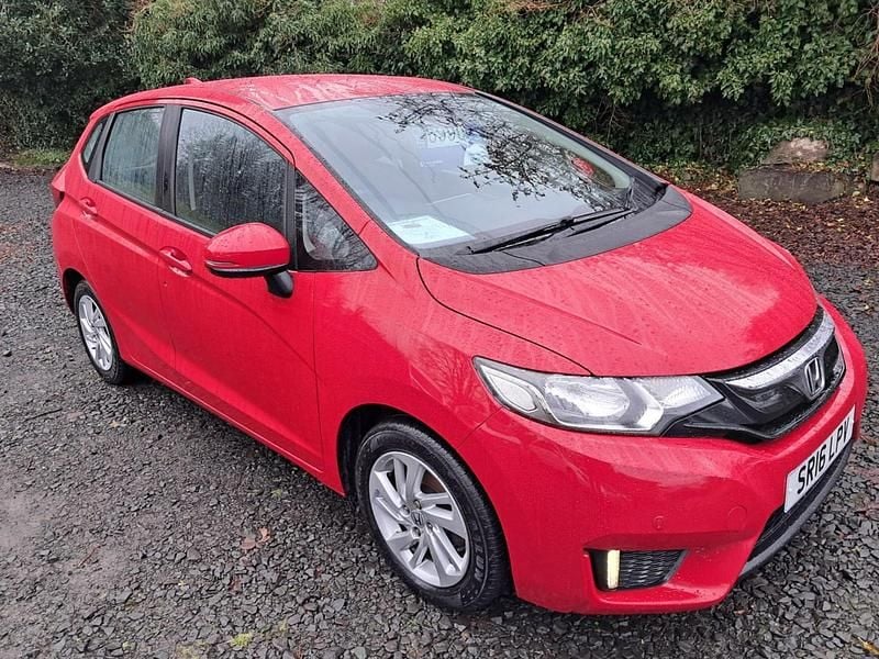 Used Honda Jazz SE 2016 Red Hatchback