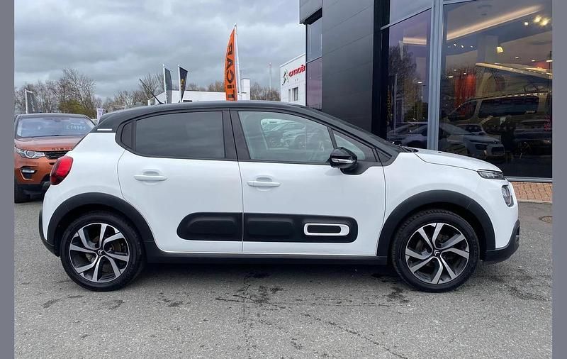 Used Citroën C3 PureTech 108 HP (79 kW) 2023 White Hatchback