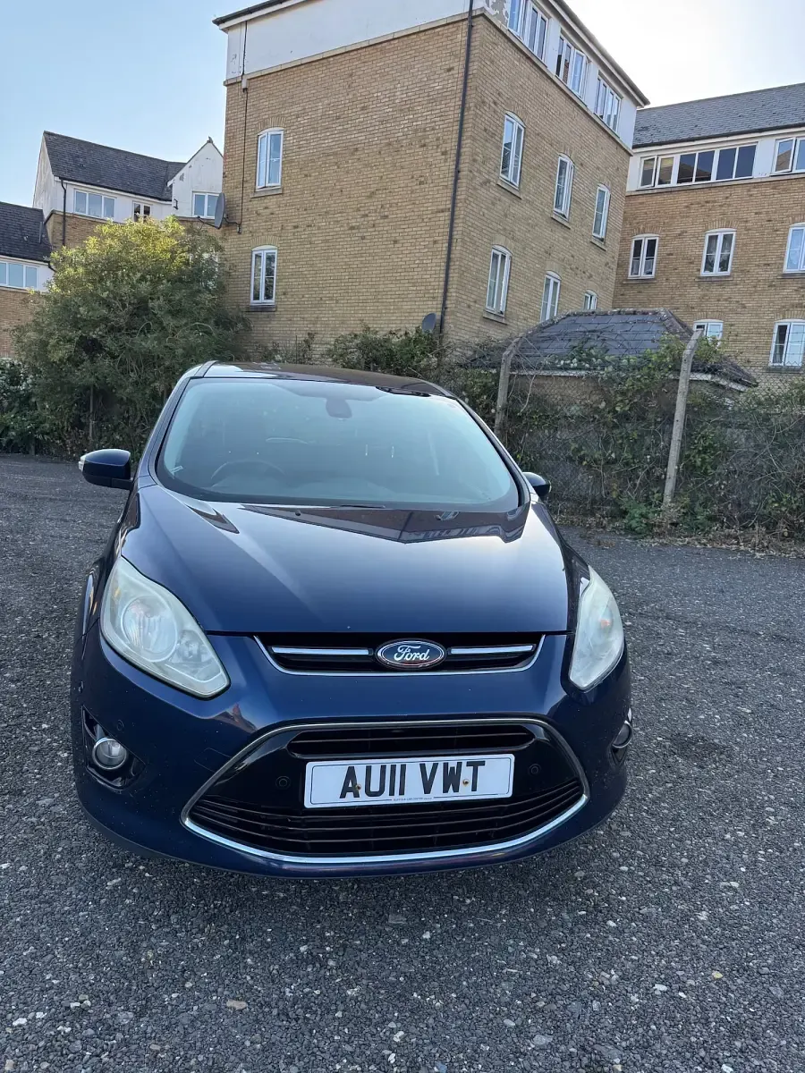 Used Ford Grand C-Max Titanium 2011 Blue MPV