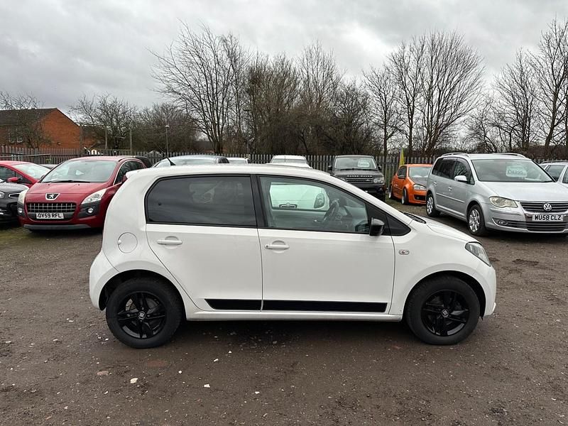 Used Seat Mii Design 60 HP (44 kW) 2016 White Hatchback