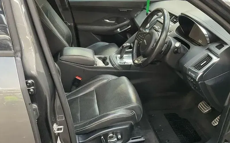 Used Jaguar E-Pace R-Dynamic 180 HP (132 kW) 2019 Grey SUV