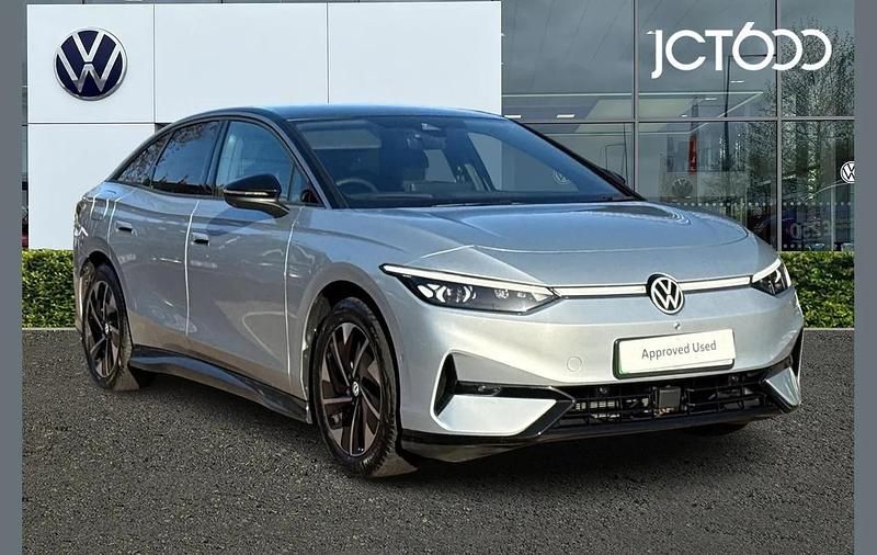 Silver Used 2025 VW ID.7 Pro Hatchback | £33,377 (Fair price) - Image 1/4