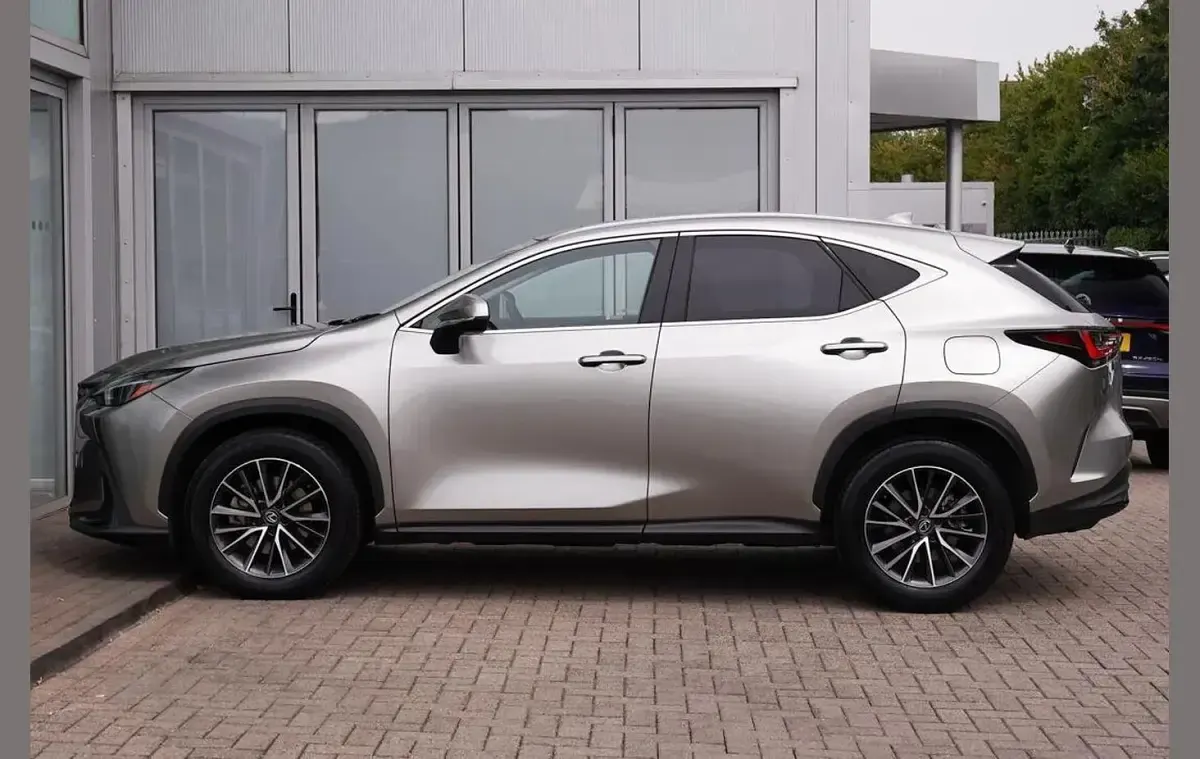 Used Lexus NX350h 239 HP (175 kW) 2023 Silver SUV
