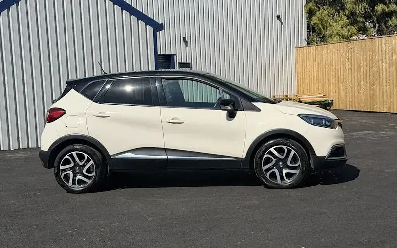 Używany Renault Captur Dynamique 90 KM (66 kW) 2016 SUV