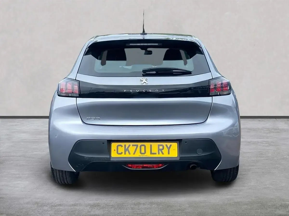 Używany Peugeot 208 Active Premium 75 KM (55 kW) 2020 Szary Hatchback