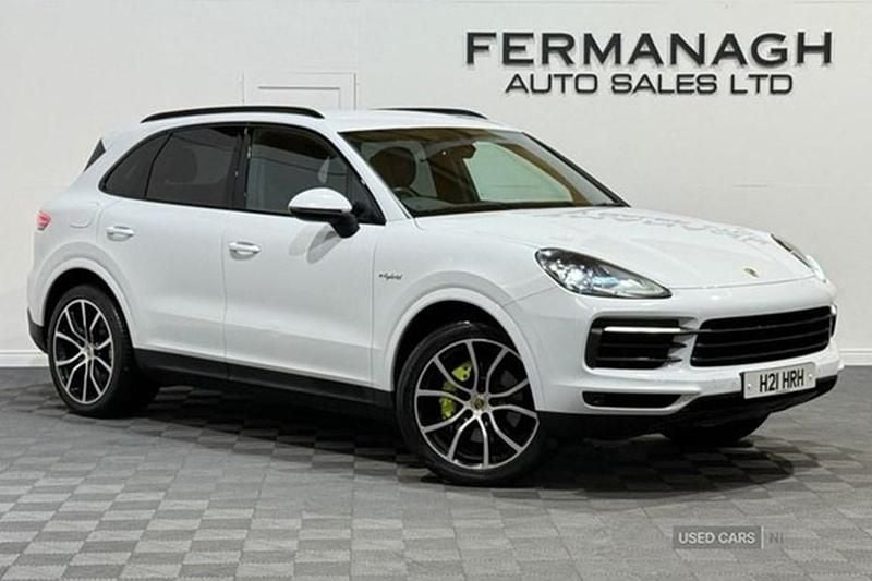 Used 2018 Porsche Cayenne S E-Hybrid SUV | £35,990 - Image 1/1
