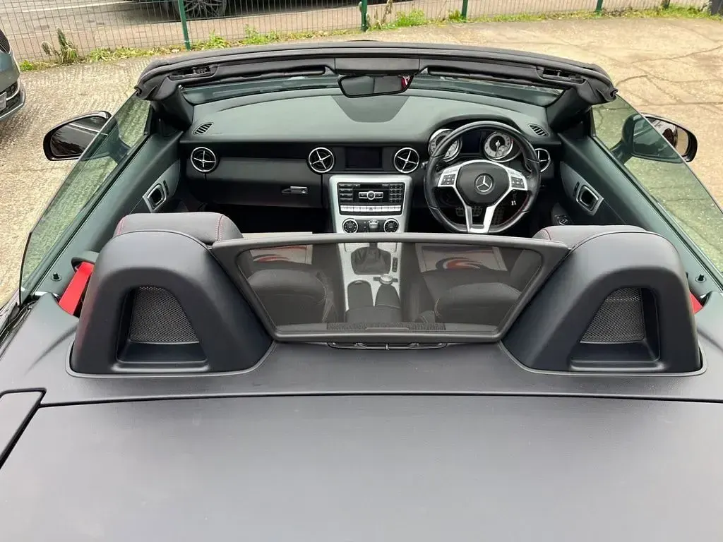Used Mercedes SLK200 AMG 184 HP (135 kW) 2014 Black Cabriolet