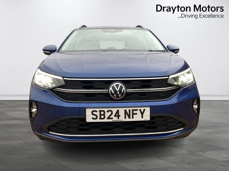 Used VW Taigo Life 95 HP (69 kW) 2024 Blue SUV