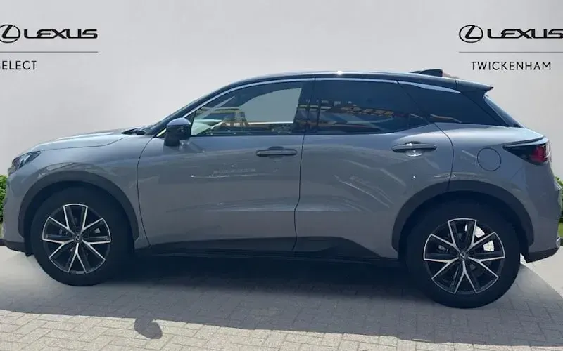 Used Lexus LBX 136 HP (100 kW) 2026 SUV