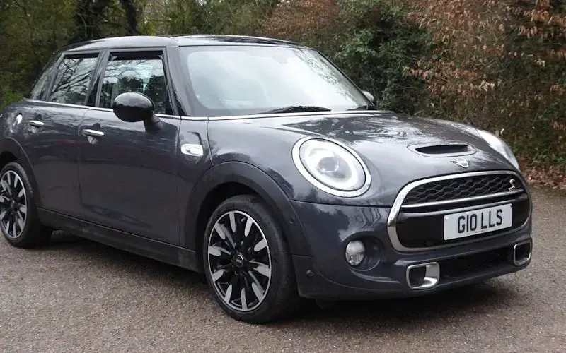 Used Mini Cooper S Exclusive 192 HP (141 kW) 2019 Hatchback