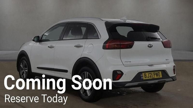 Used Kia Niro 139 HP (102 kW) 2021 White SUV