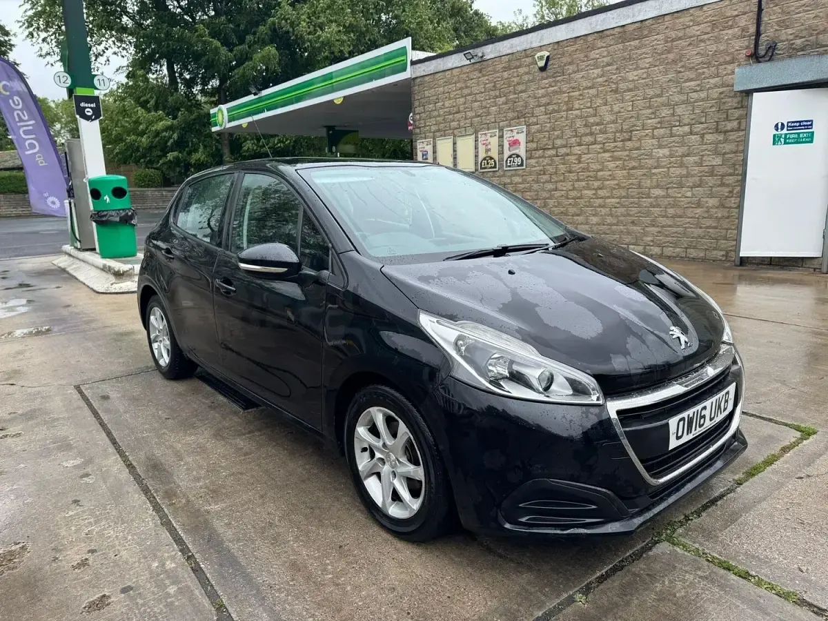 Used Peugeot 208 Active 2016 Black Hatchback