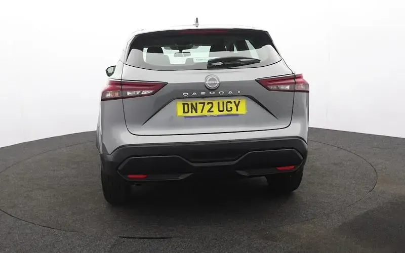 Used Nissan Qashqai Acenta Premium 140 HP (102 kW) 2022 Grey SUV