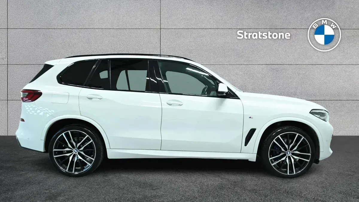 Used BMW X5 M Sport 286 HP (210 kW) 2022 White SUV