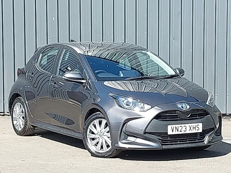 Grey Used 2023 Toyota Yaris Hybrid Hatchback | £17,298 (Good price) - Image 1/4