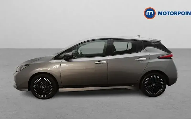 Used Nissan Leaf N-Connecta 110 kW (150 HP) 2025 Hatchback