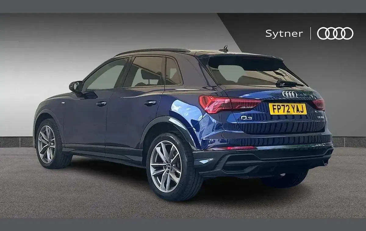 Used Audi Q3 Black Edition 150 HP (110 kW) 2023 Blue SUV