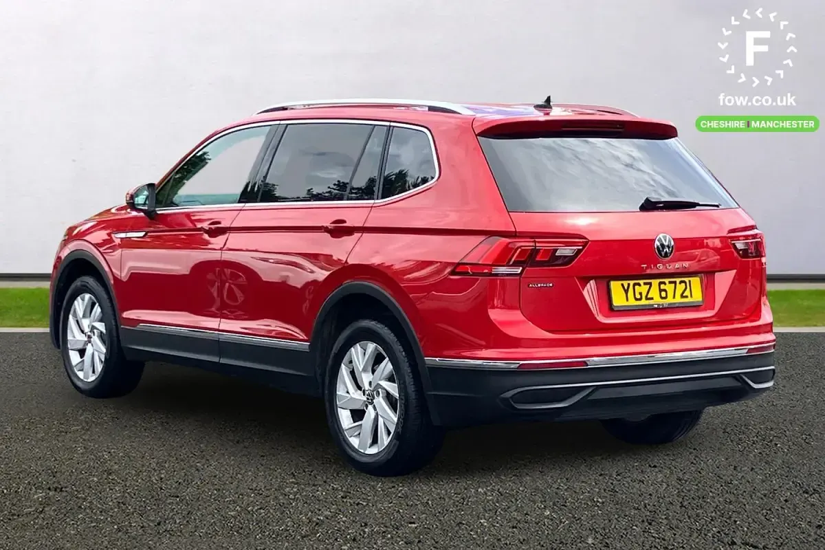 Used VW Tiguan Allspace Pro 150 HP (110 kW) 2023 Red SUV