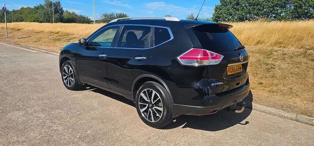 Used Nissan X-Trail N-TEC 130 HP (95 kW) 2015 Black SUV