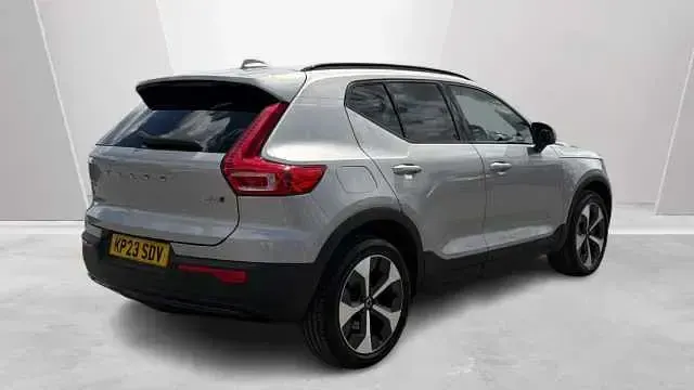 Used Volvo XC40 Plus 194 HP (142 kW) 2023 Silver SUV
