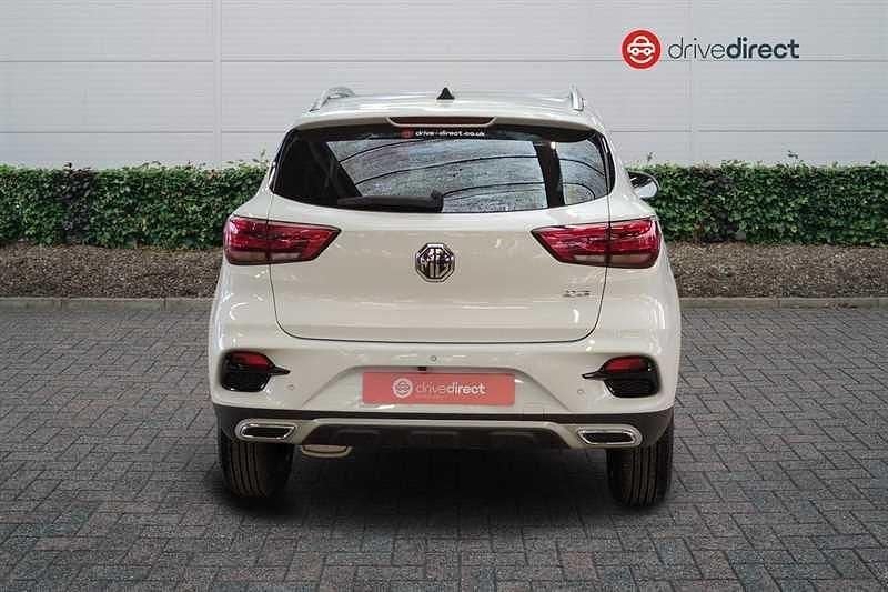 New MG ZS Exclusive 2025 White SUV