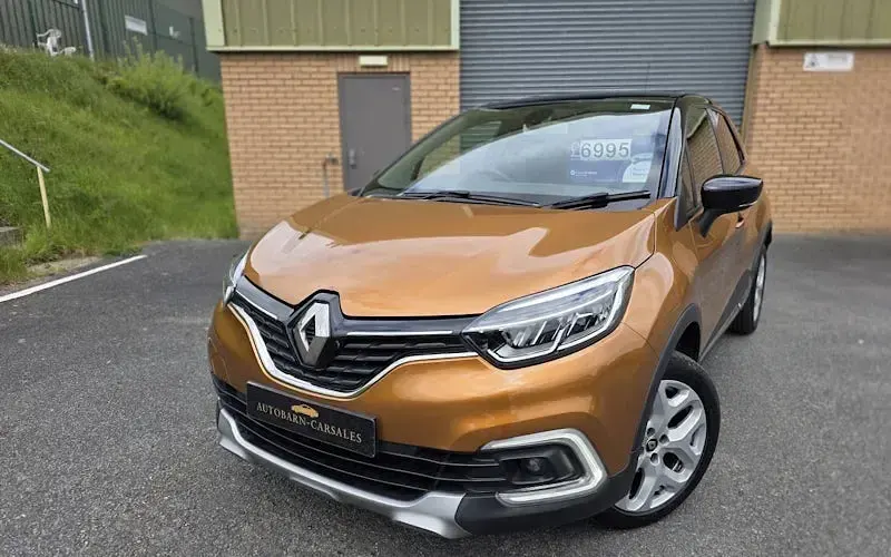 Second-hand Renault Captur Dynamique 90 CP (66 kW) 2018 SUV