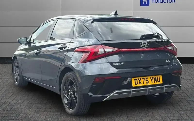 Used Hyundai i20 Blackline 90 HP (66 kW) 2025 Grey Hatchback