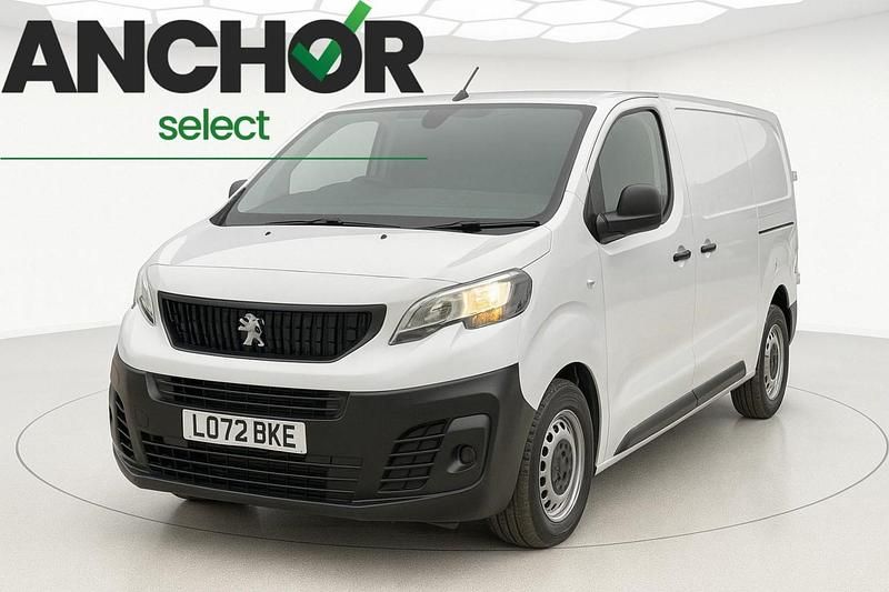 White Used 2022 Peugeot Expert Premium Van | £14,940 (Fair price) - Image 1/4