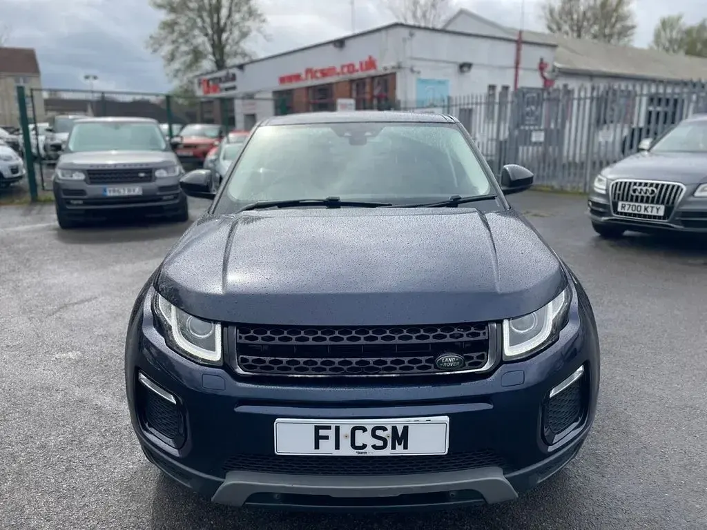 Used Land Rover Range Rover evoque SE 180 HP (132 kW) 2019 Blue SUV