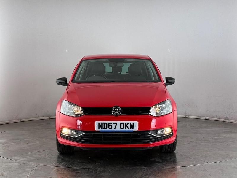 Used VW Polo R-line 90 HP (66 kW) 2017 Red Hatchback