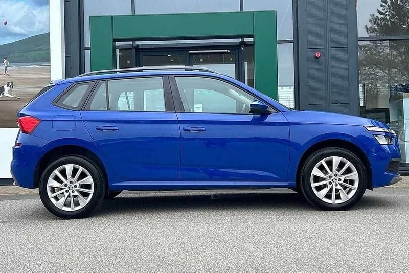 Used Skoda Kamiq SE 94 HP (69 kW) 2022 Energy blue SUV