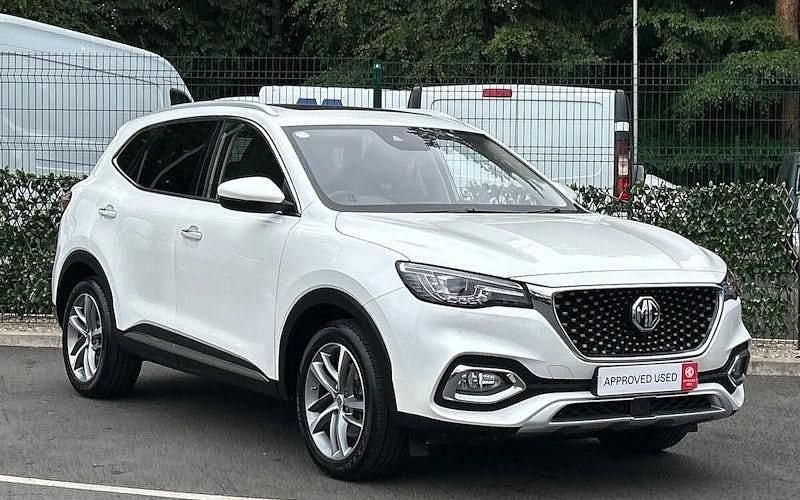 White Used 2022 MG HS Exclusive SUV | £15,239 (Fair price) - Image 1/4