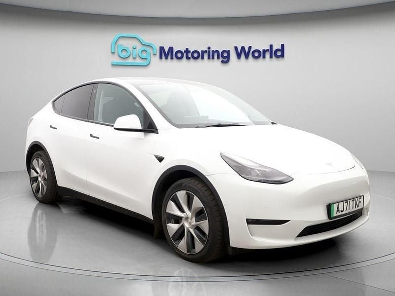 White Used 2022 Tesla Model Y Long Range AWD SUV | £22,400 (Good price) - Image 1/4