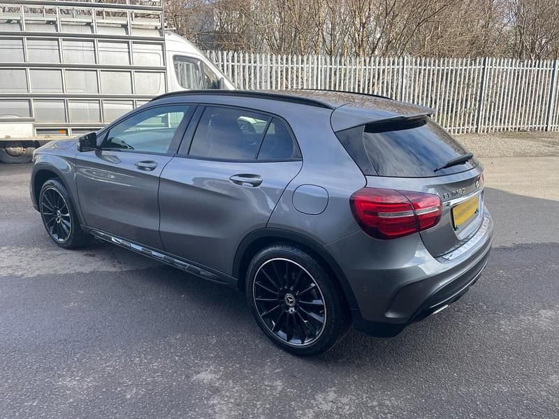Used Mercedes GLA180 AMG line 122 HP (89 kW) 2020 Grey SUV
