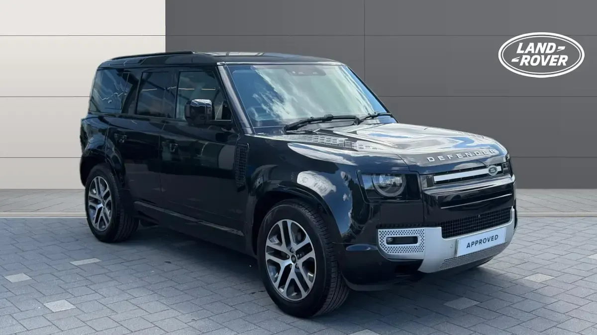 Used Land Rover Defender 249 HP (183 kW) 2023 SUV