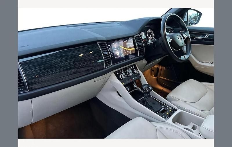 Used Skoda Kodiaq SE L 150 HP (110 kW) 2020 White SUV